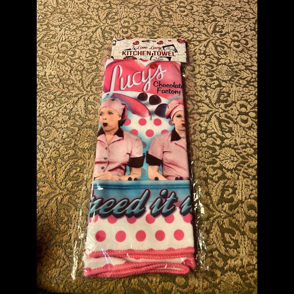 I love Lucy‎ NWTS kitchen towel